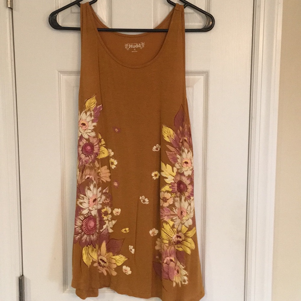 Mudd Floral Tank